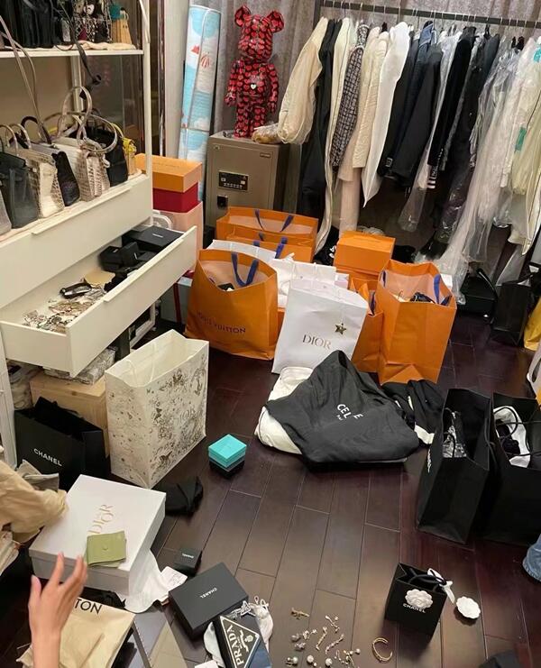 泰州姜堰区回收顶奢鞋服
